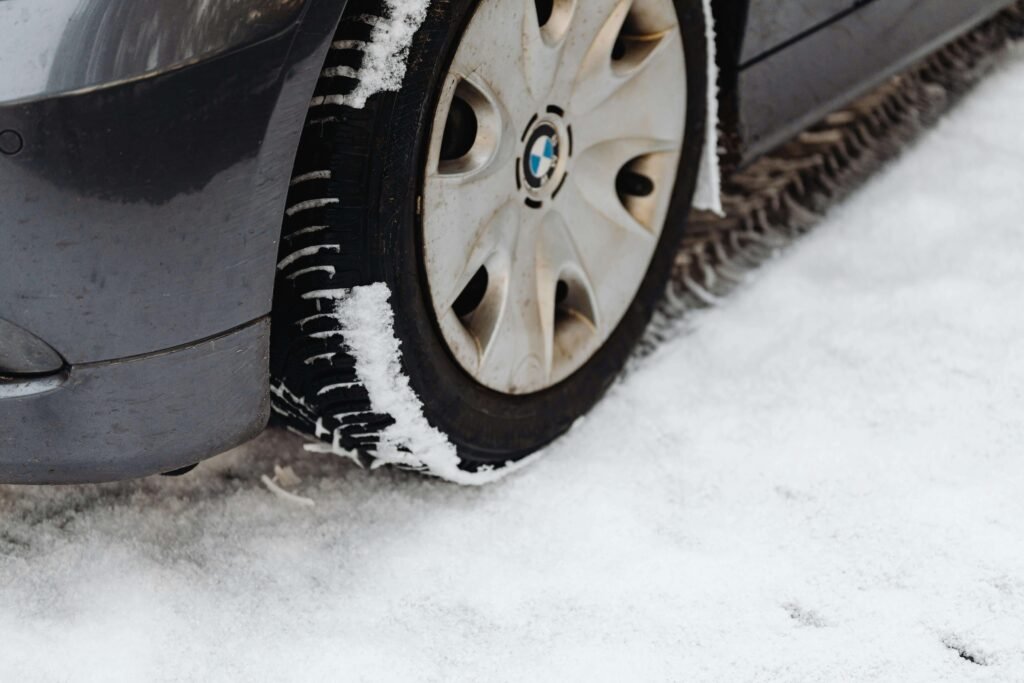 Essential Tips for Winter Car Maintenance
